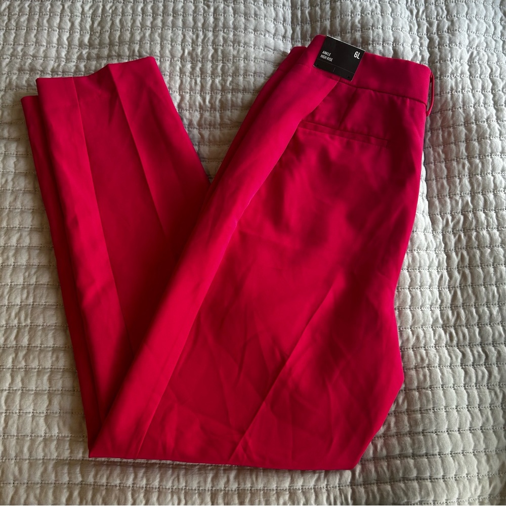 NWT Express Women’s Editor Pants Fuchsia Pink High Rise Ankle Pleated Size 6L